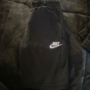 Nike boys short